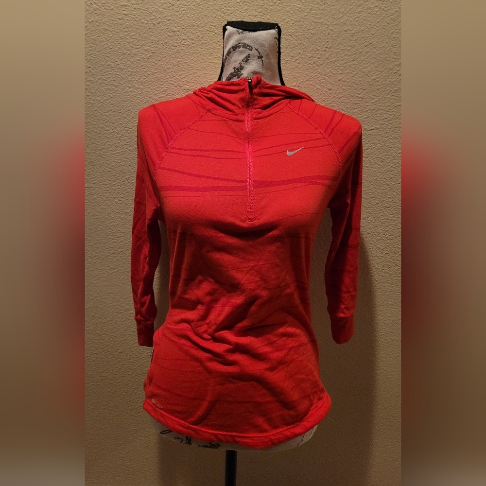 Nike Women’s Red Quarter-Zip Hooded Athletic Top